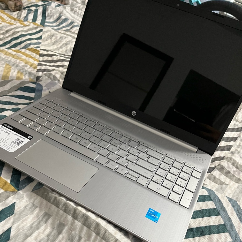 HP Laptop 11th Gen i3 256gb SSD 8gb DDR4 Barely Used